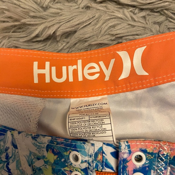 Hurley shorts - Picture 2 of 2